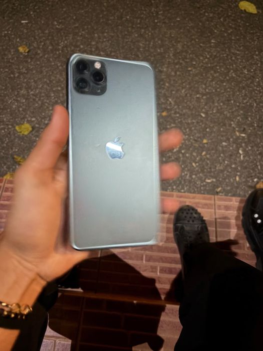 IPHONE 11 pro max