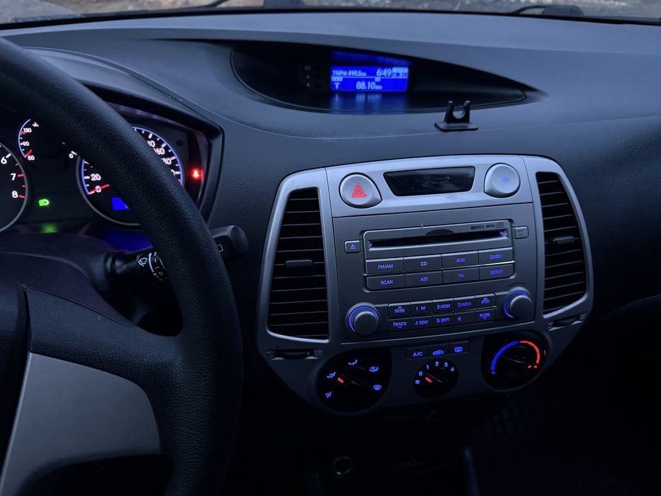 Hyundai  i20   Avariat