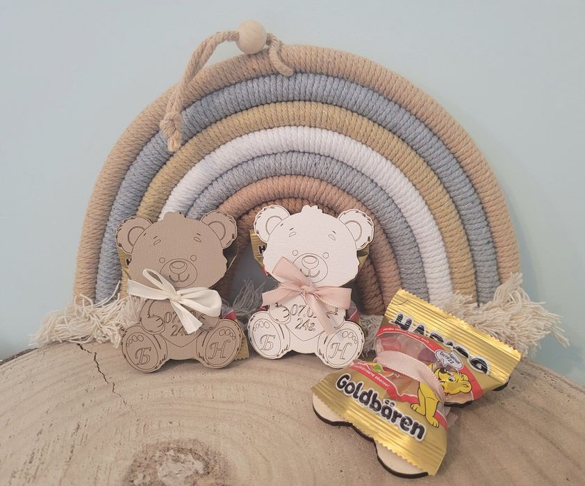 Подаръчета за сватба. Подаръци за гости.Разделител.Магнитче