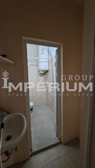 Офис, търговско помещение под наем в района на Операта, гр. Варна