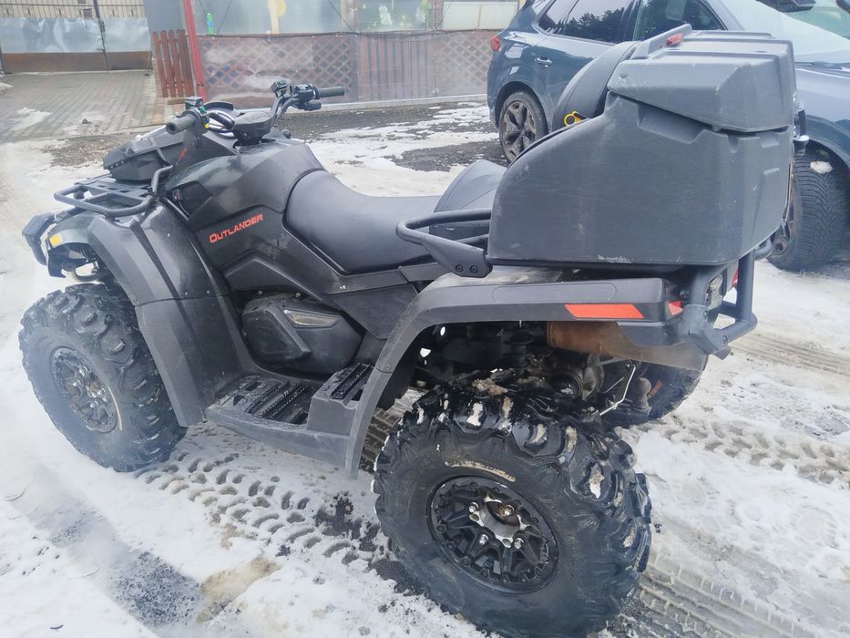 Vând schimb Can am 650 outlander xt max