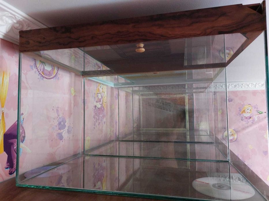 Аквариум на 60 литров