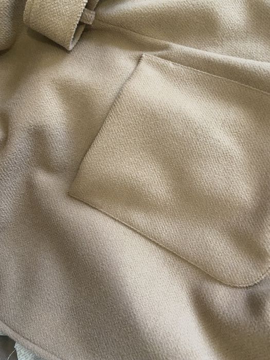 Кашемировое пальто цвета Camel