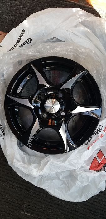 Продам диски новые