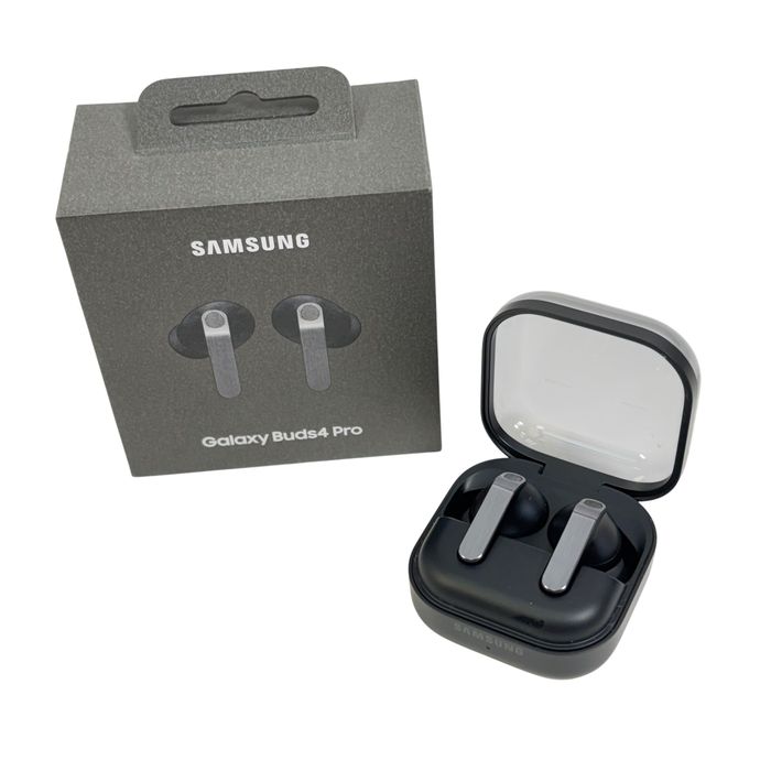 Samsung Galaxy Buds4 and Buds4 Pro
