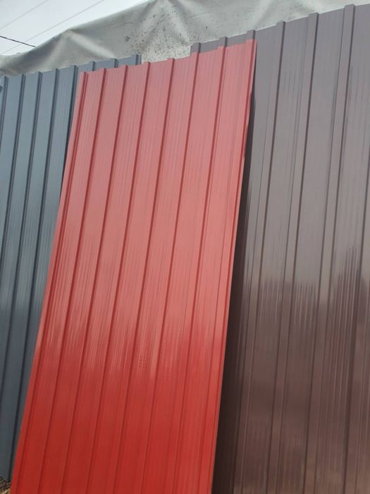 Tablă cutata colorata