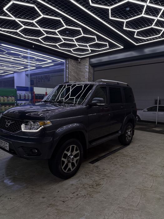 Uaz Patriot sotiladi ideal holatda oxirgi  2019 yil kraska toza