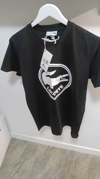 TRICOURI BUMBAC modele noi lacoste