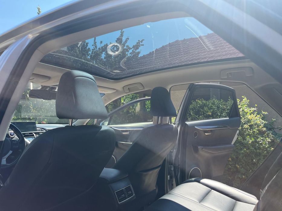 De vanzare Lexus NX 300h