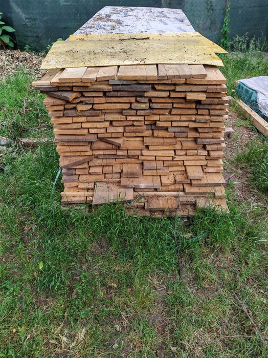 Scândură vânzare