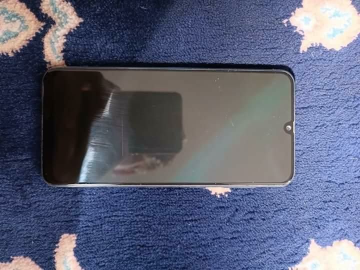 A30 SAMSUNG телефон