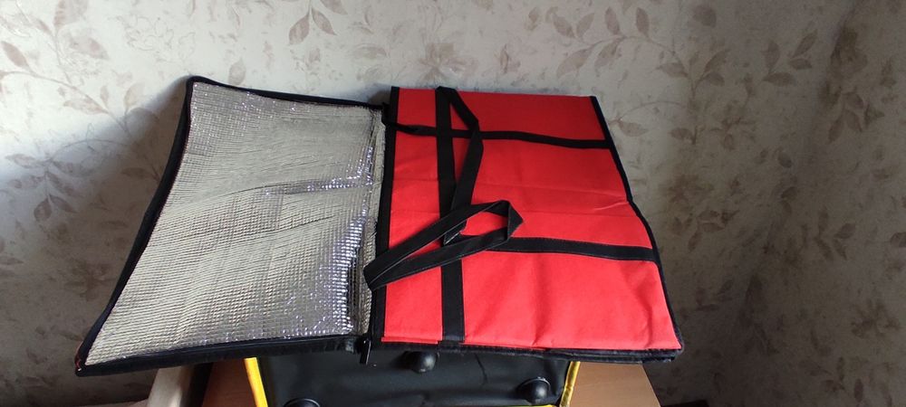 Продам термосумку Яндекс для курьера