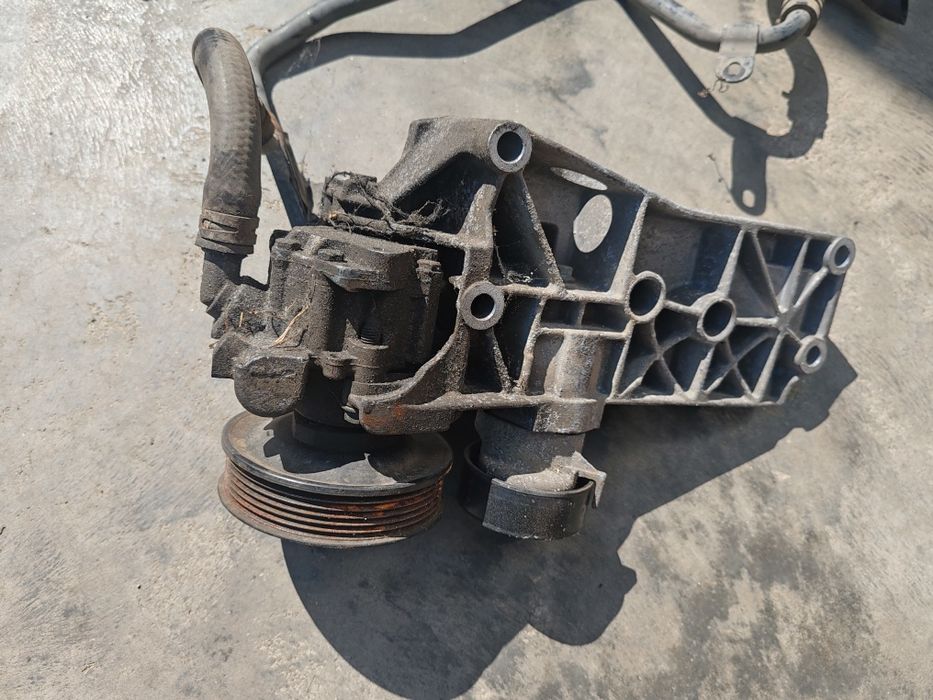Pompa servo directie vw beetle 1.4i BCA 150lei