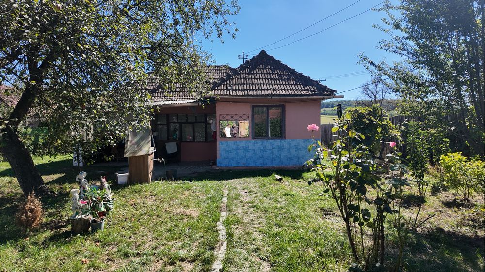 Casă Bătrănească+ Anexe, 1000MP Teren , Rupea