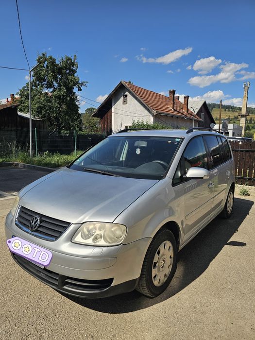 VOLKSWAGEN Touran 2005 — imagine 3