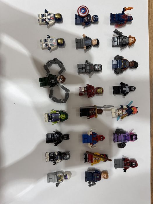 Лего минифигурки марвел и другие