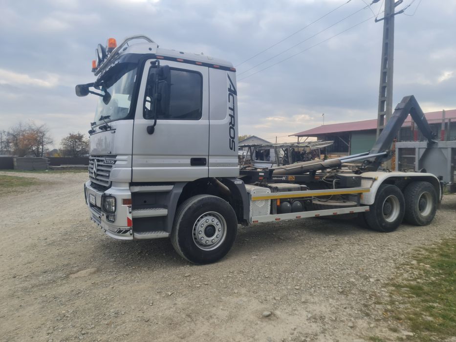 Mercedes Actros Abrollkipper
