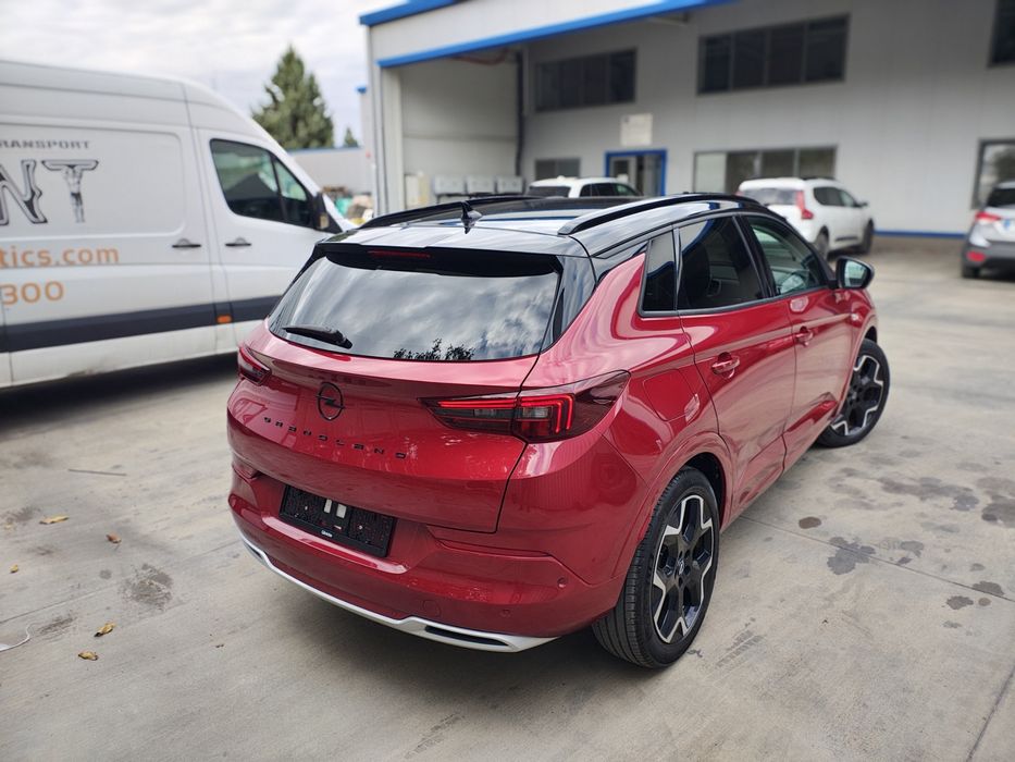 Opel Grandland 1.6 Plug in hybrid, 4x4, Ulmimate Premium