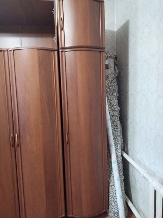Продам шкаф шкаф