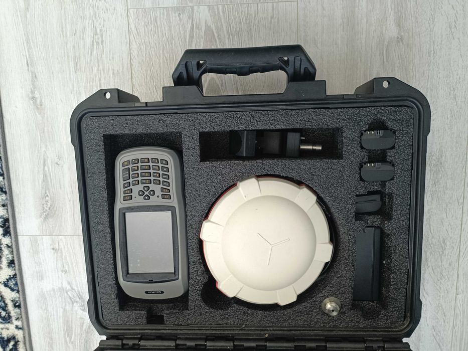 GPS RTK COMNAV T300+ (Cu modul Baza&Rover integrat)