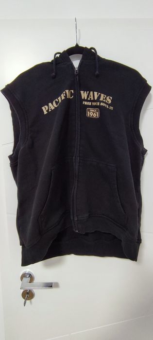 Фитнес тениски и потници