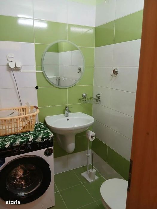 Apartament 3 camere, de închiriat, zona Terezian