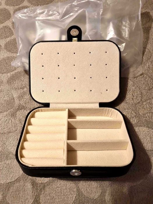 Нова Кутия за бижута