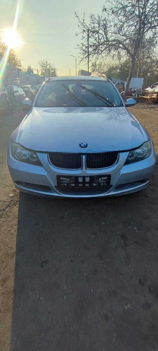 Dezmembrez BMW E91 320D N47 an 2008 cod motor N47D20A 177cp