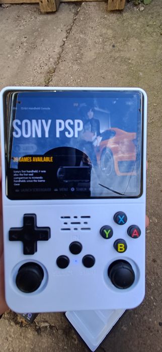 Consola de jocuri 64 gb card