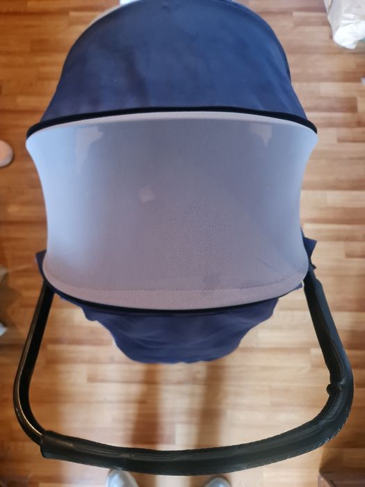 Продам прогулочные коляску