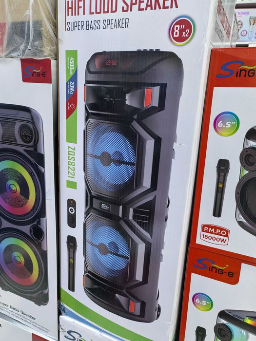 Колонки караоке с микрофоном