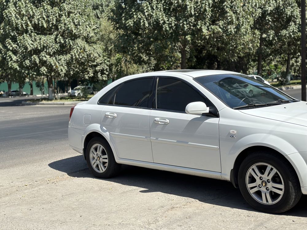 Chevrolet Lacetti 2013