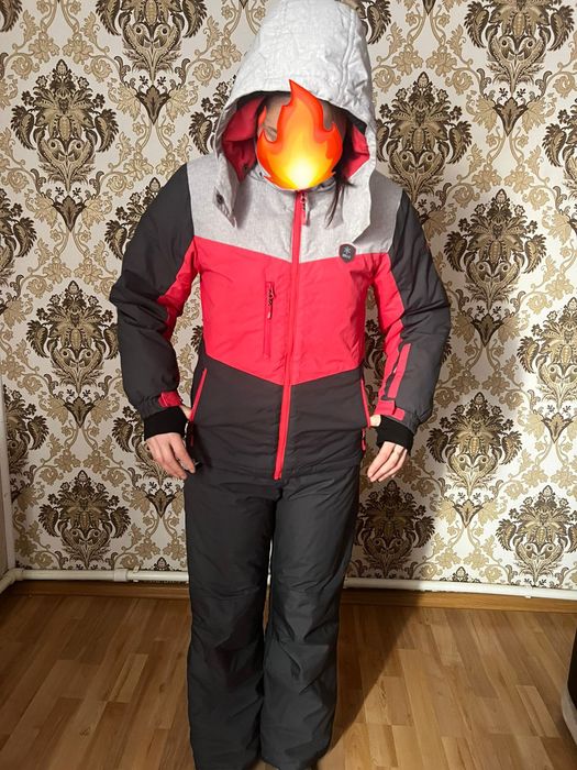 Зимние комбинезоны
