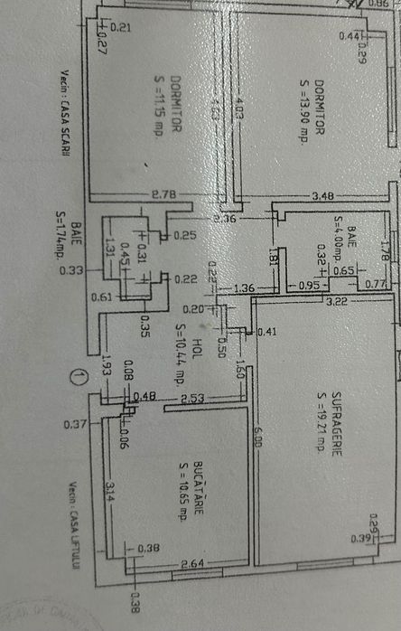 Apartament cu spațiu comercial
