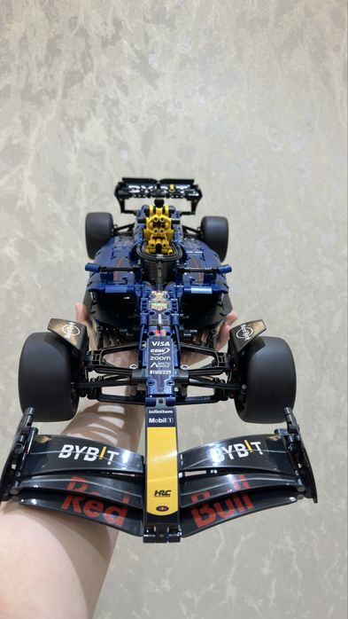 Lego Technic Red Bull Oracle rb20 F1