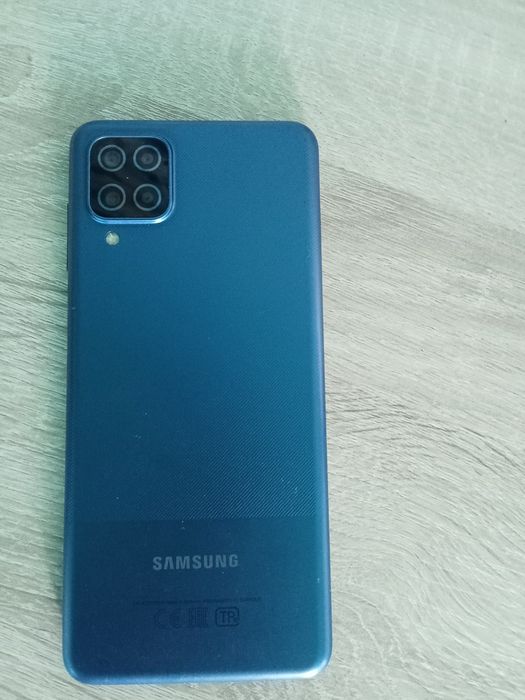 Продам   телефон