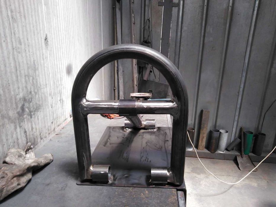 Метални конструкция