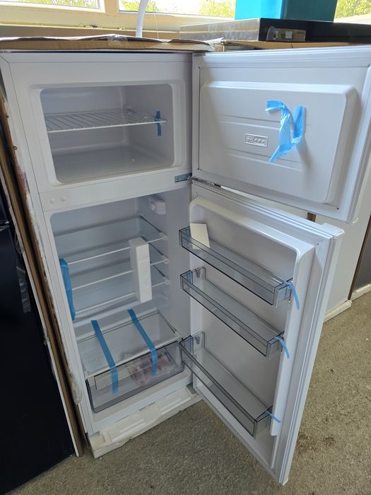 Нов хладилник/фризер с горна камера Мюлер/Muhler 145 см