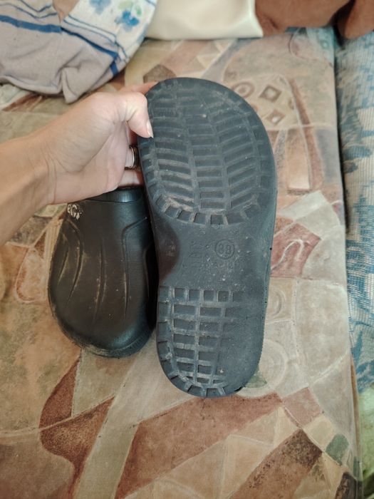 Papuci de casa sau curte