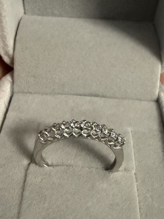 Бриллиантовое кольцо