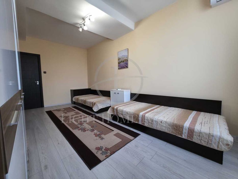 Продава се Тристаен апартамент в Пловдив, Каменица 2 - 90 кв.м за 1889 €/кв.м - Снимка #11