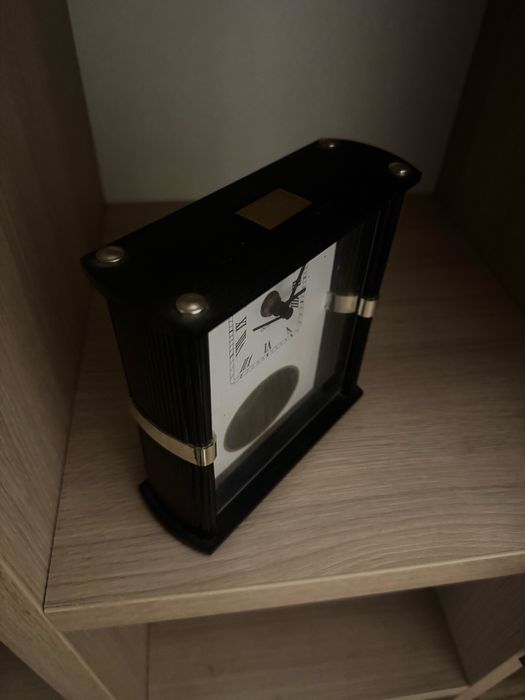 Часы настольные