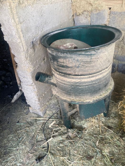 Дробилка почти новый