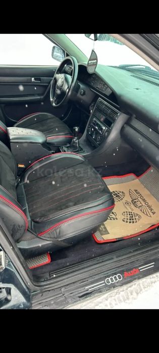 Продам машину Аудй100