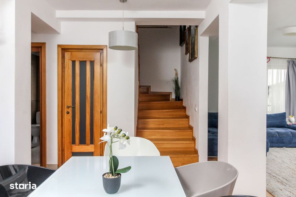 Inchiriere Duplex cu GARAJ, 3 dormitoare, living, 2 bai, str. Campului