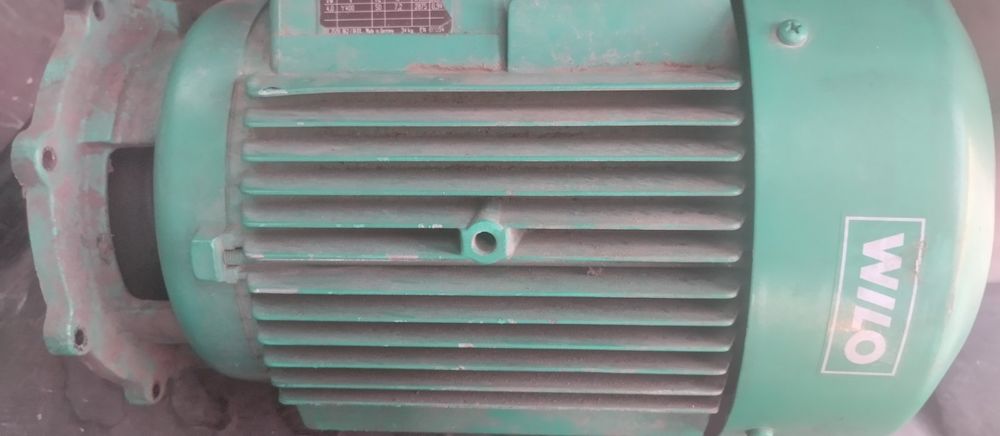 Трифазени мотори