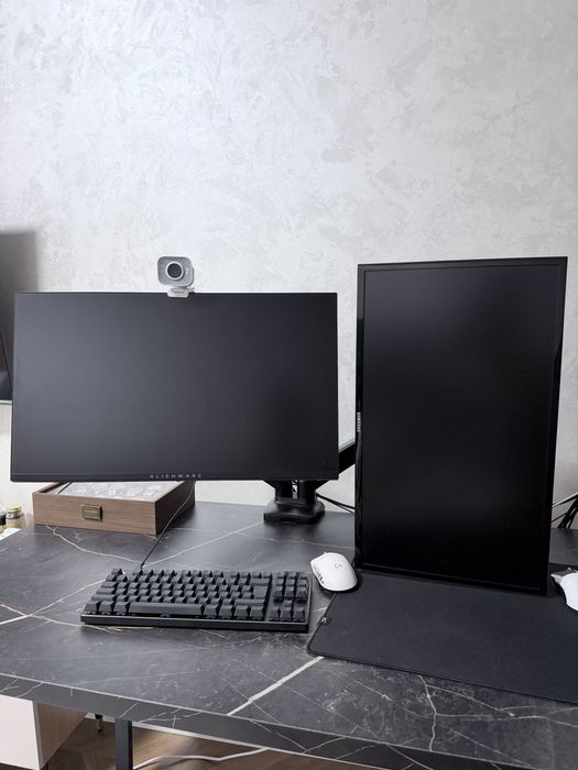 Dell Alienware AW2523HF