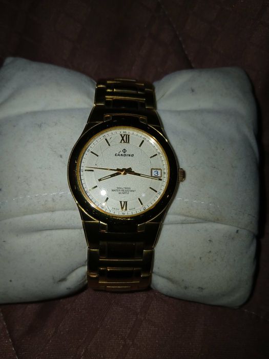 Мъжки позлатен часовник