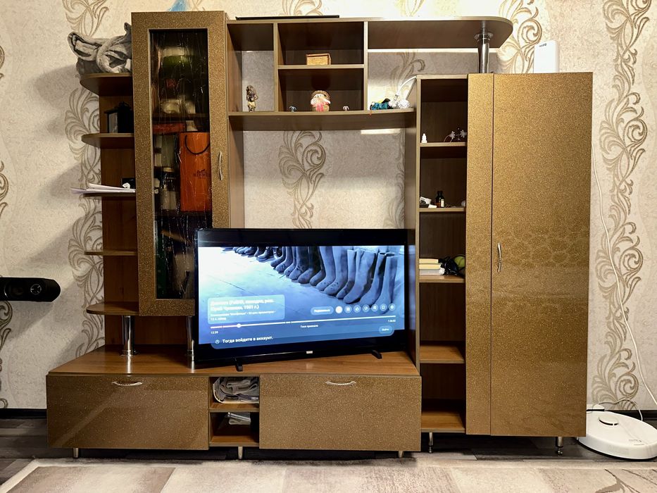 Стенка в зал / гостиная