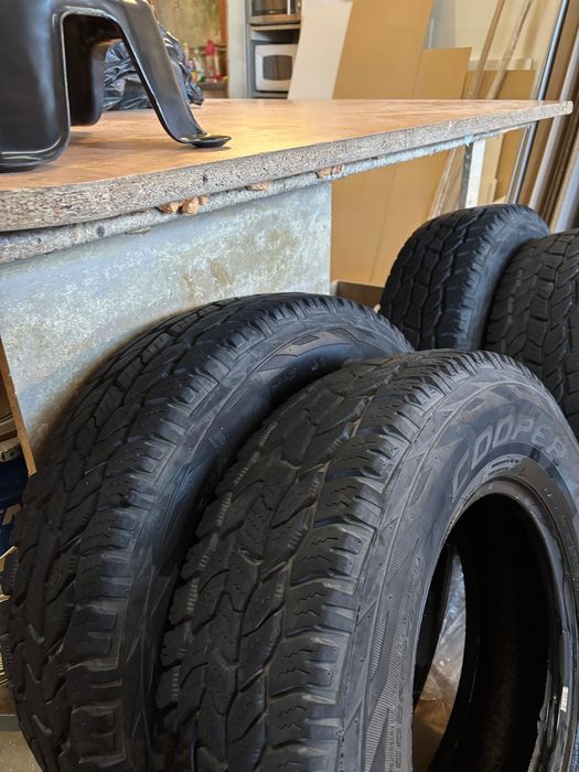 Cooper Discoverer A/T 3 215/80/R15